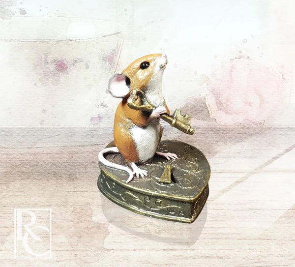 Richard Cooper Bronze - Mouse on Padlock