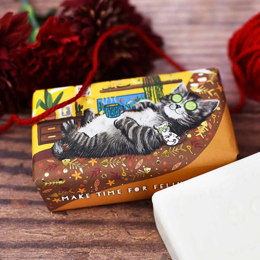 Wonderful Animals Cat Soap (Lilac and Apple)