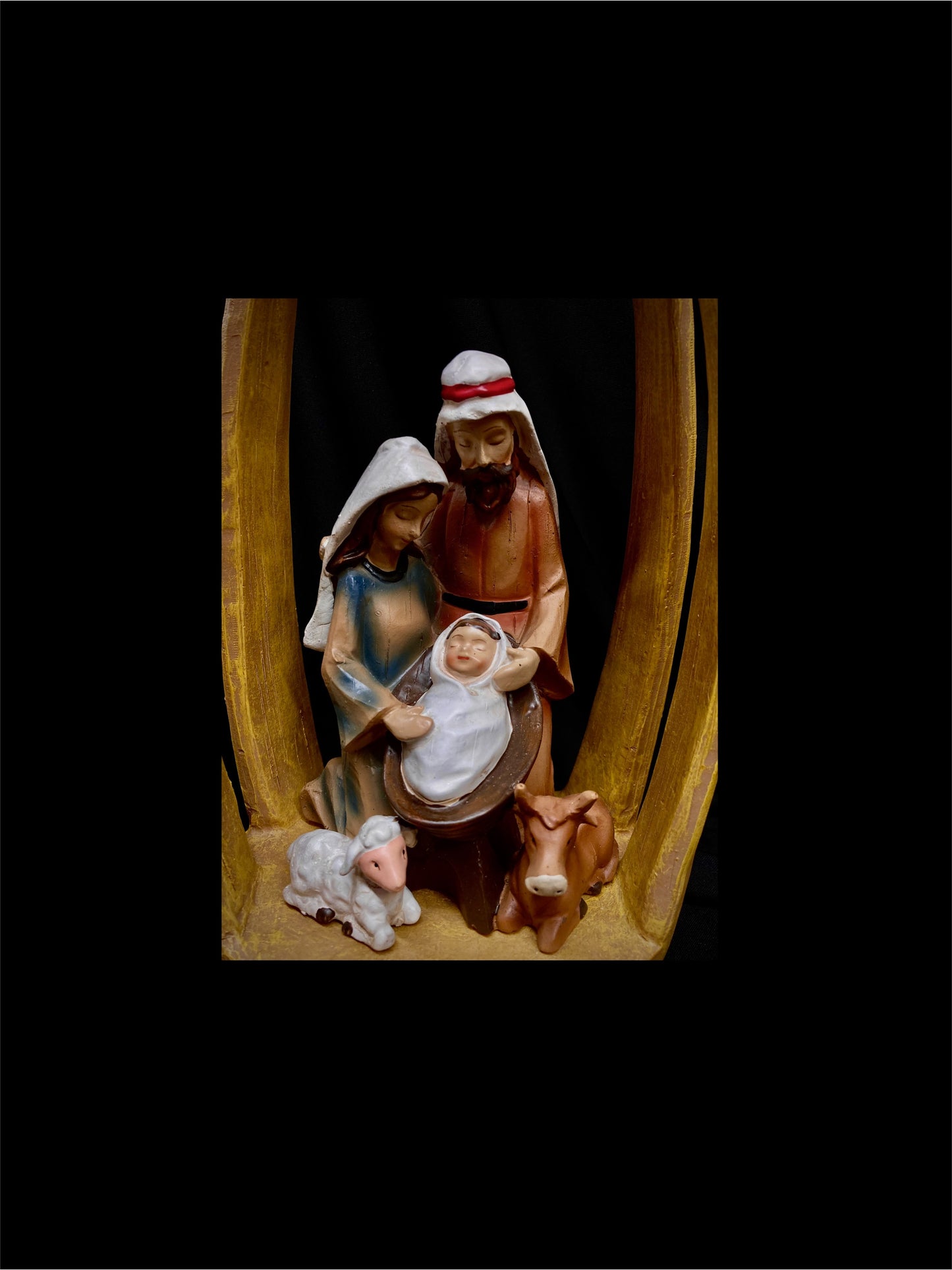 Resin Nativity Stable - 13''